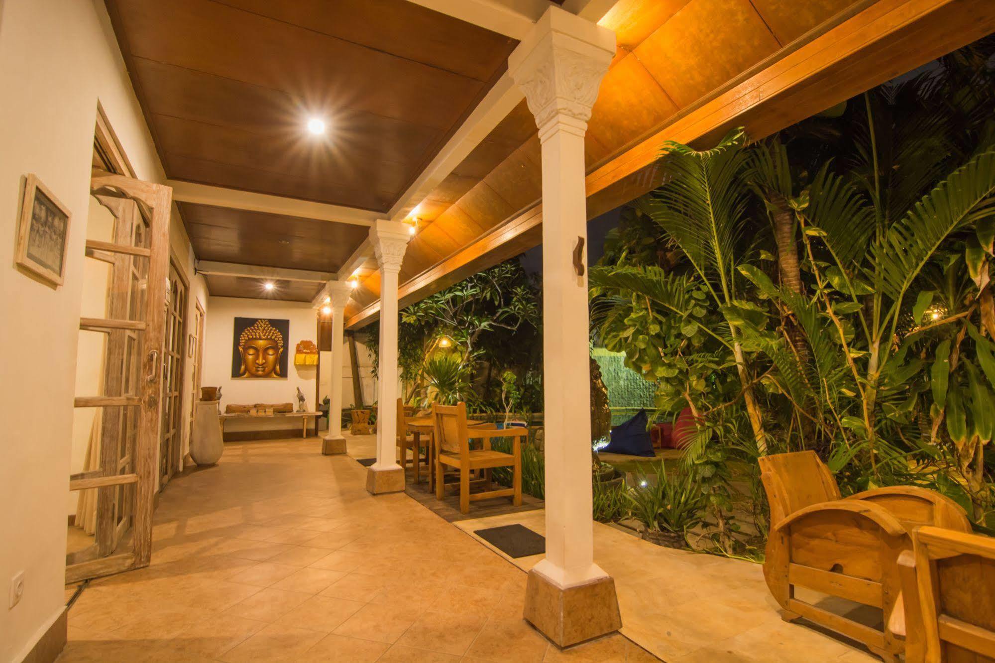 Bed and Breakfast Bale Seminyak Exteriér fotografie