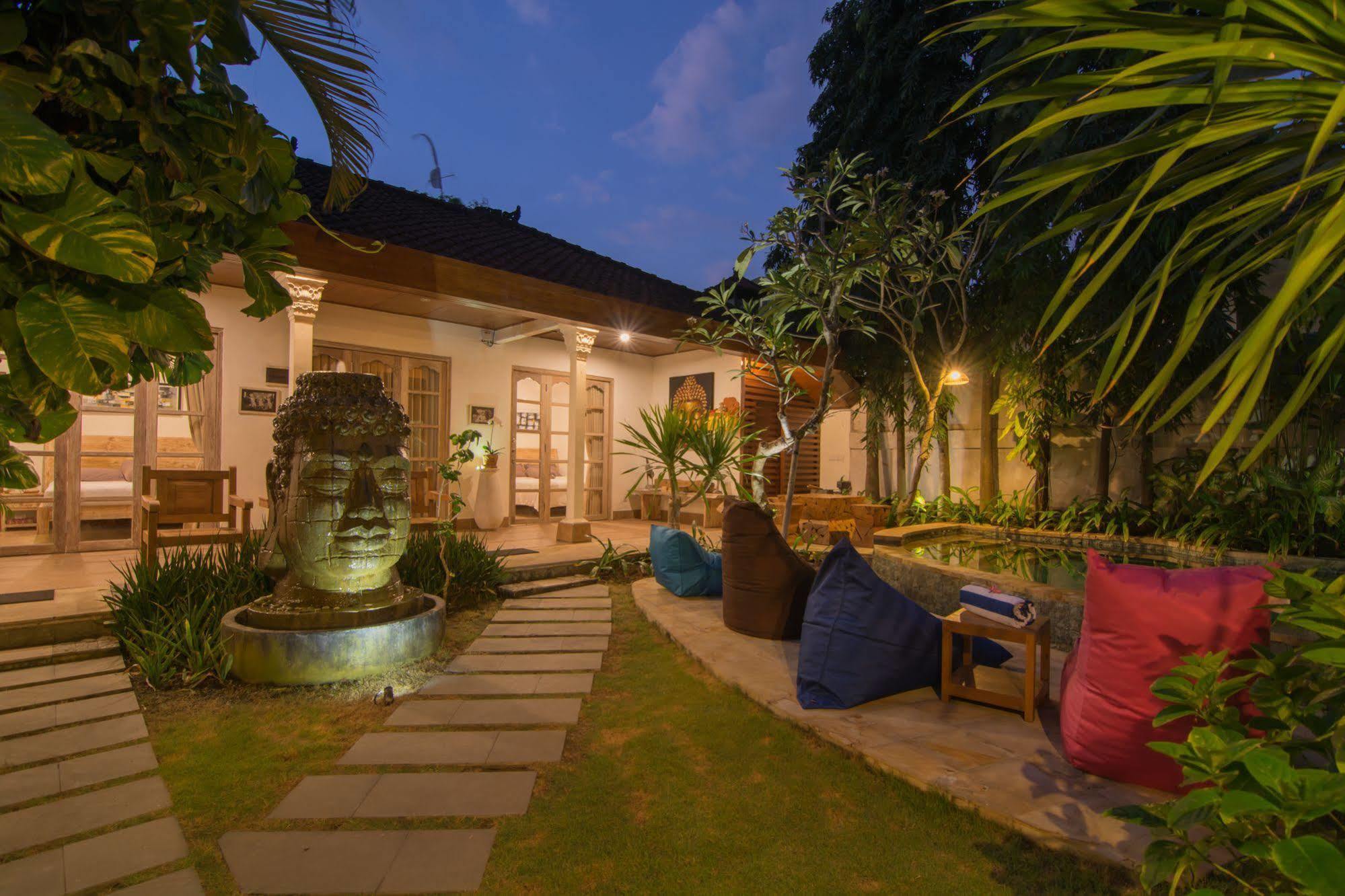 Bed and Breakfast Bale Seminyak Exteriér fotografie
